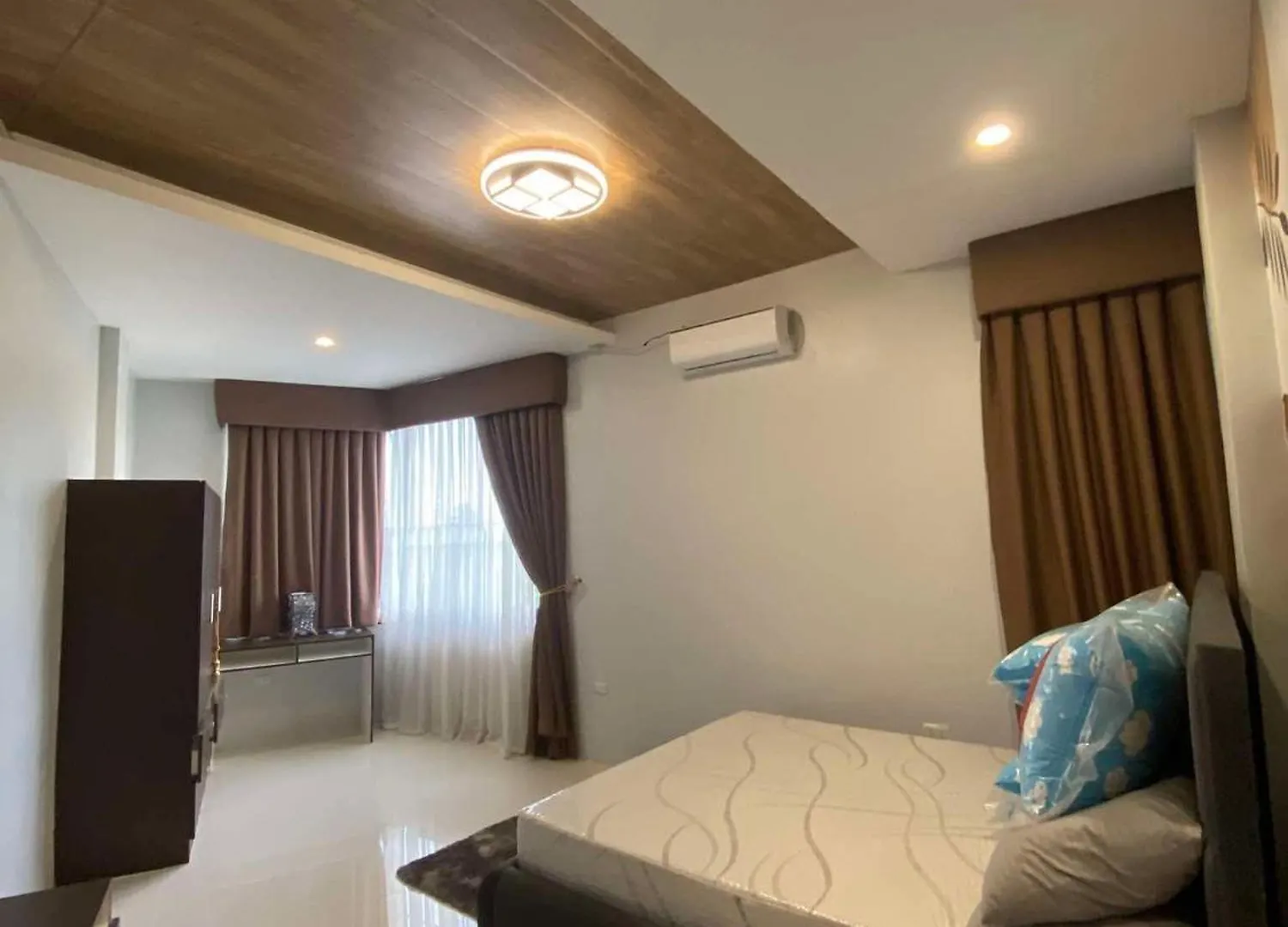 Ciudad Ezperanza Near Davao Airportヴィラ